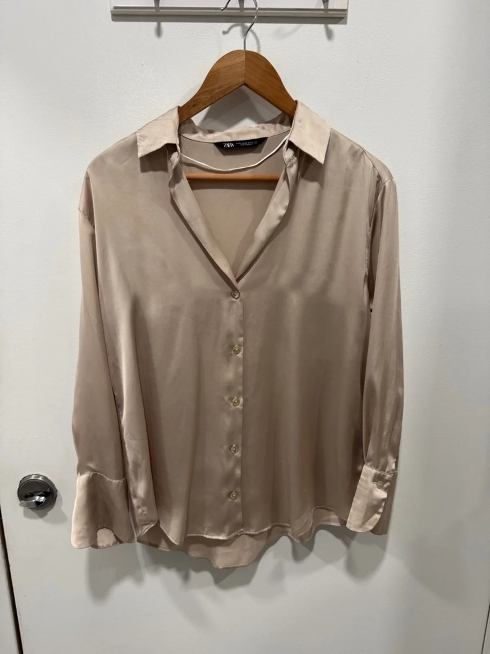 Zara Button Top - Picture 1 of 7